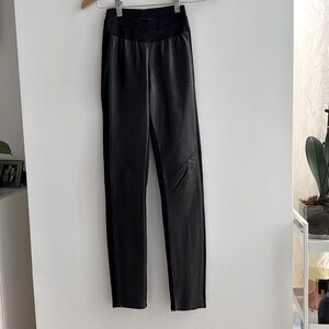 Paige Brand Faux Leather/Lycra Leggings 
Xs